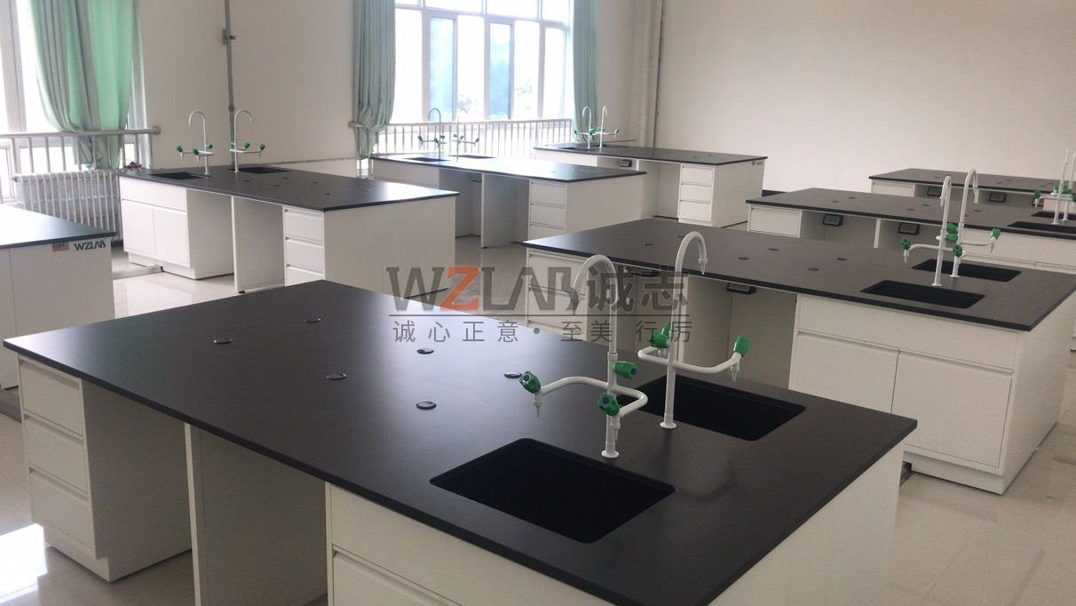 澍青醫專實驗臺項目