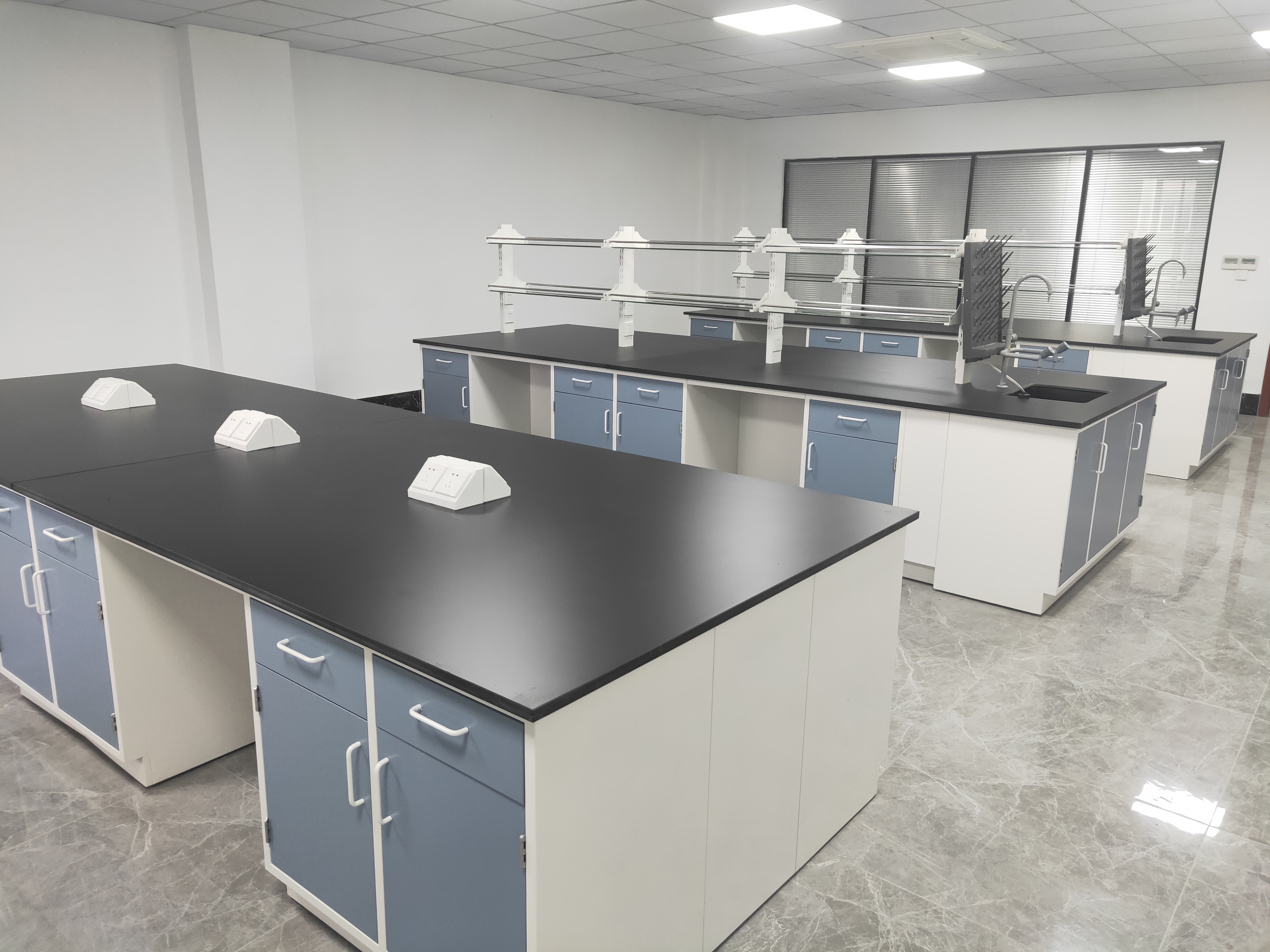 實驗室建設(shè)中水電管道裝修細(xì)節(jié)