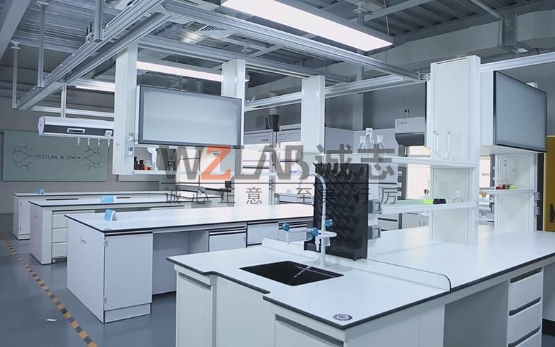 生物實驗室 (1).jpeg