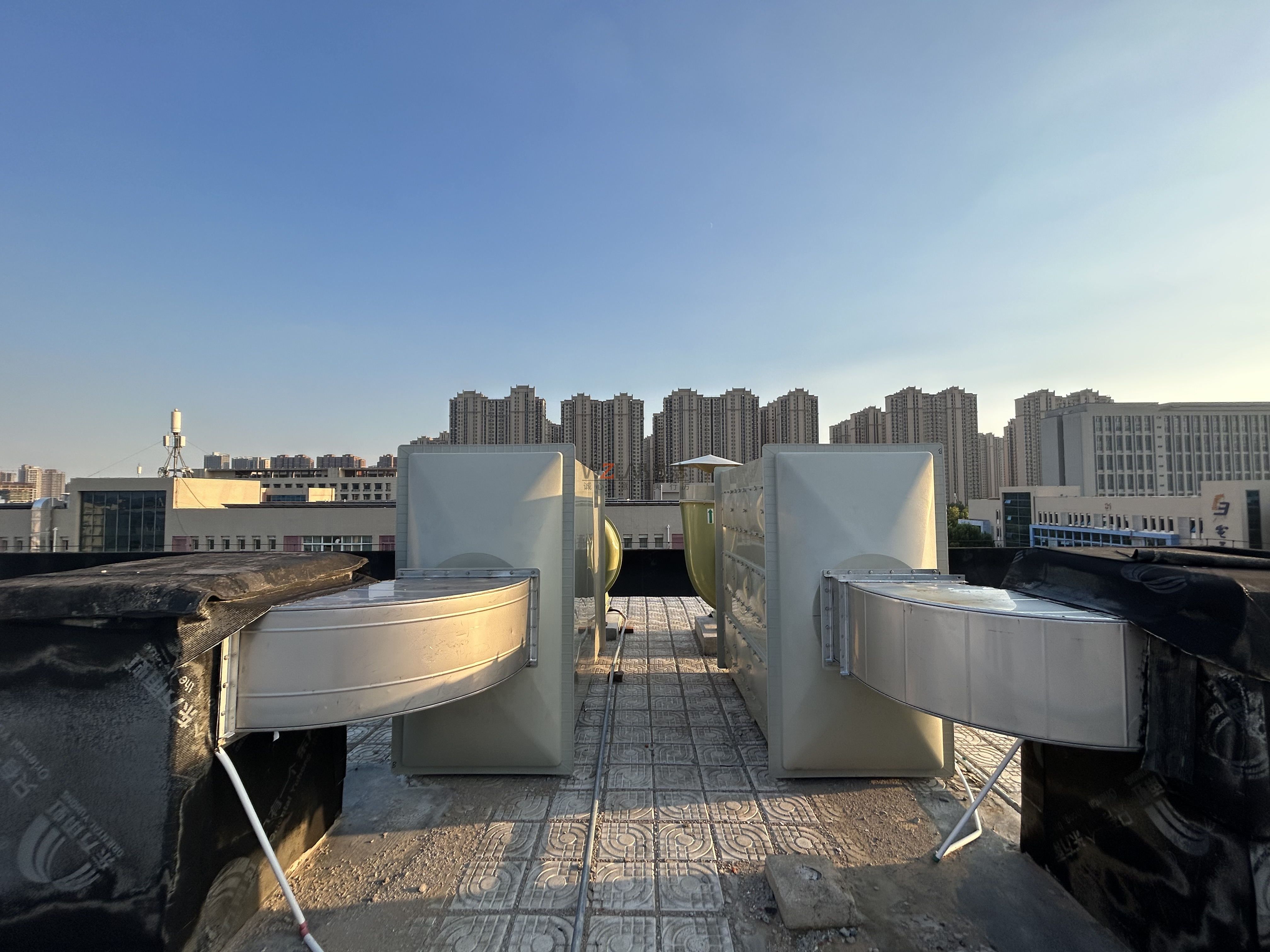 實驗室通風系統(tǒng)如何改造(圖1) IMG_5740_看圖王.jpg