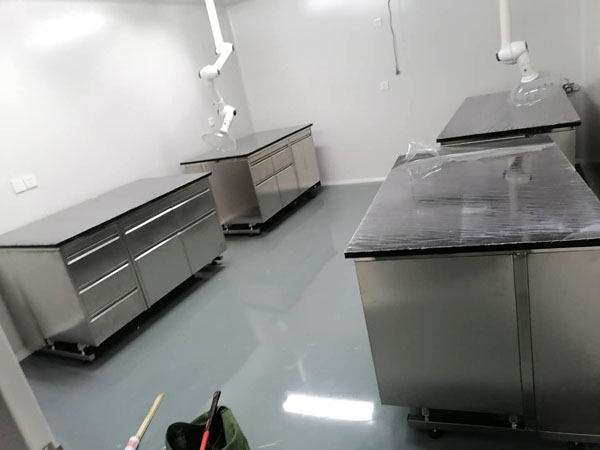 信陽羚銳制藥實(shí)驗(yàn)臺安裝項(xiàng)目